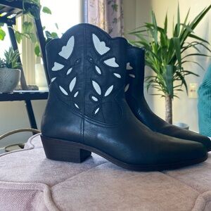 Booties Lucky Brand